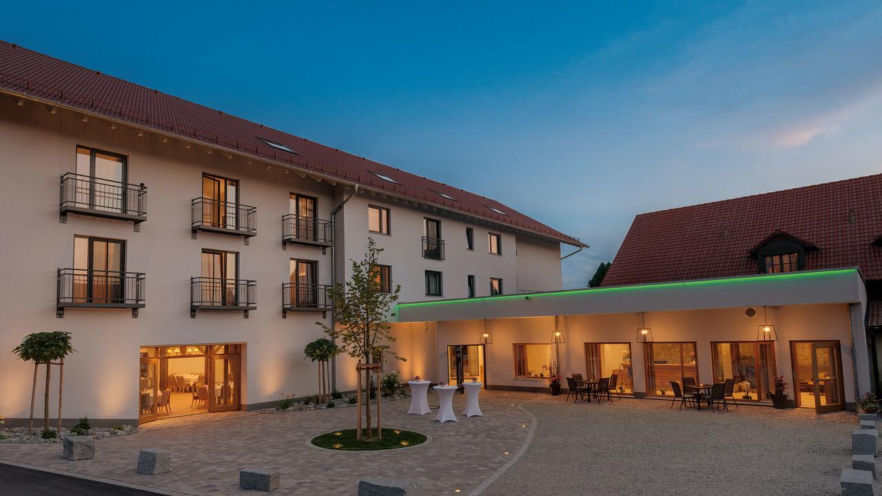 Gasthaus Forster Am See - Eching Bei Landshut المظهر الخارجي الصورة